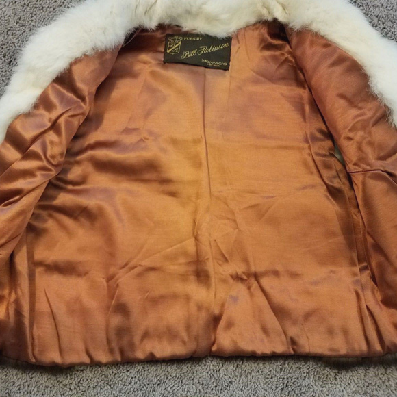 VINTAGE * Rabbit Vest  "Furs by Bill Robinson Monnig's " - Picture 5 of 9